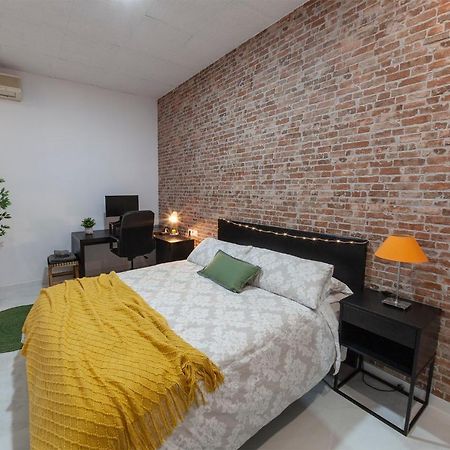 Digital Nomad Retreat 2 -Great Location Near Metro Daire Valensiya Dış mekan fotoğraf